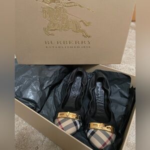 New burberry ballet flat